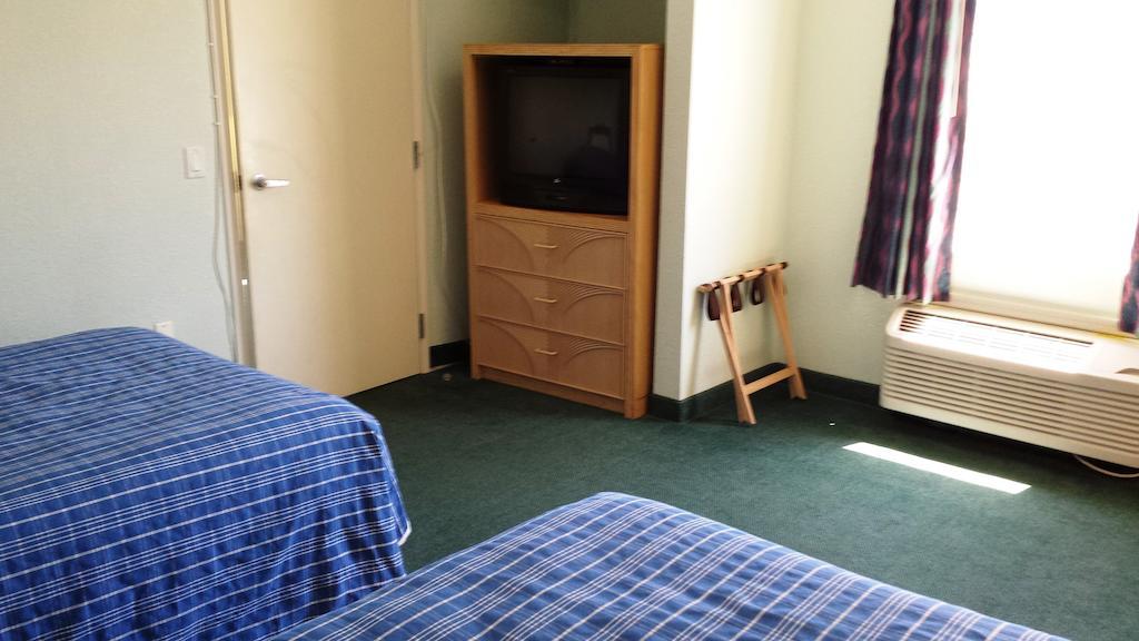 Cocoa Beach Suites Hotel מראה חיצוני תמונה