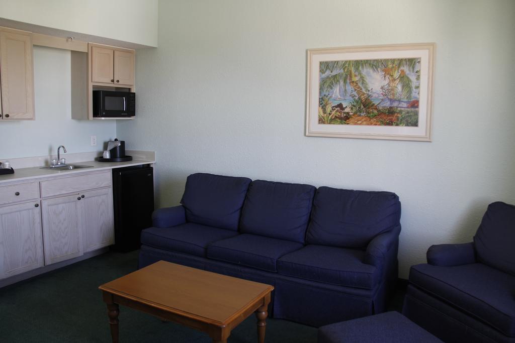 Cocoa Beach Suites Hotel מראה חיצוני תמונה